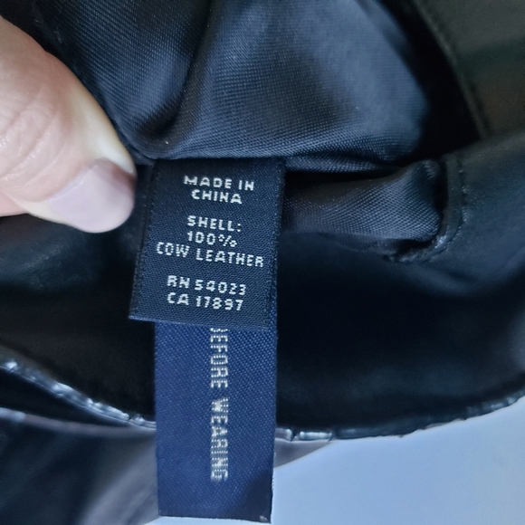 Banana Republic black leather with gold accents tote satchel purse - Picture 11 of 14